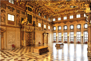 维尔茨堡(图片来源Foto-Design Ernst Wrba, Deutsche Zentrale fuer Tourismus e.V.）